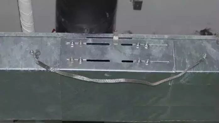 橋架伸縮節(jié)的作用 橋架伸縮節(jié)的作用